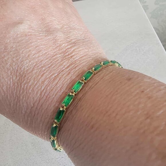 KissYan Tennis for Women, 14K Gold Plated Cubic Zirconia Bracelet - Picture 3 of 5